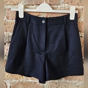 NILI LOTAN | Beatrice pleated virgin wool shorts in Dark Navy